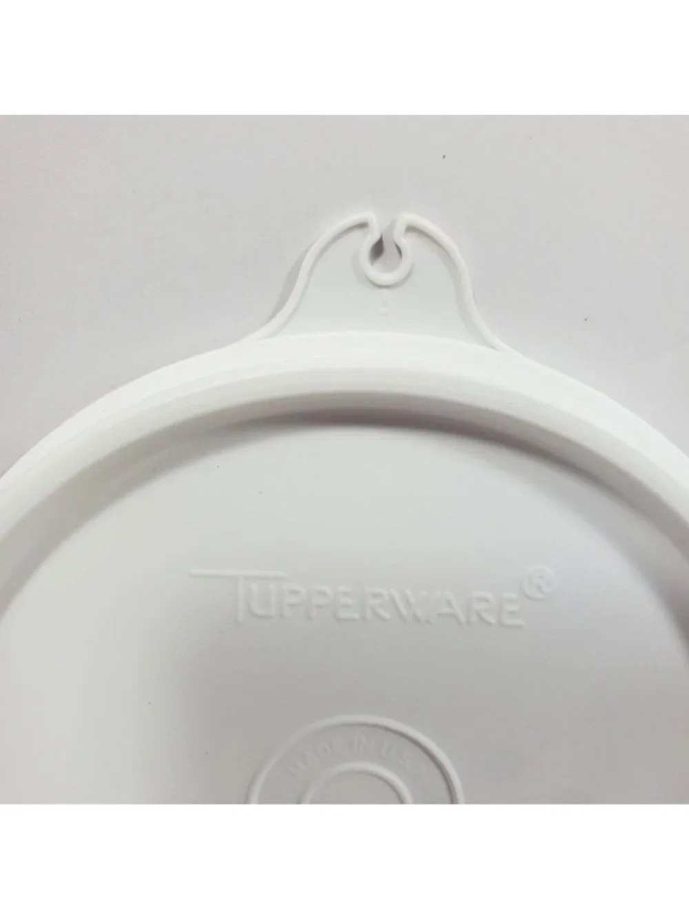 Tupperware Replacement A Seal Lid White Round 4
